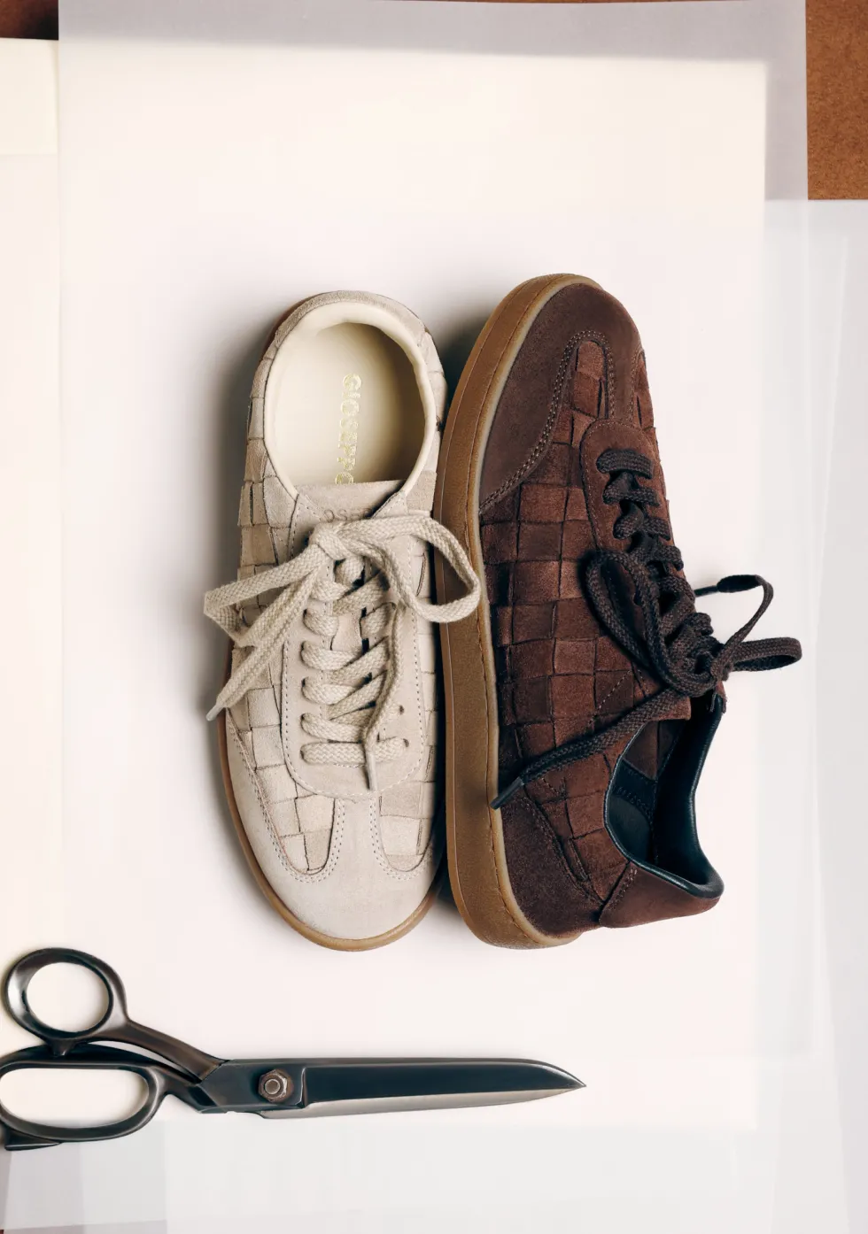 ZAPATILLAS MARRÓN PIEL TRENZADA