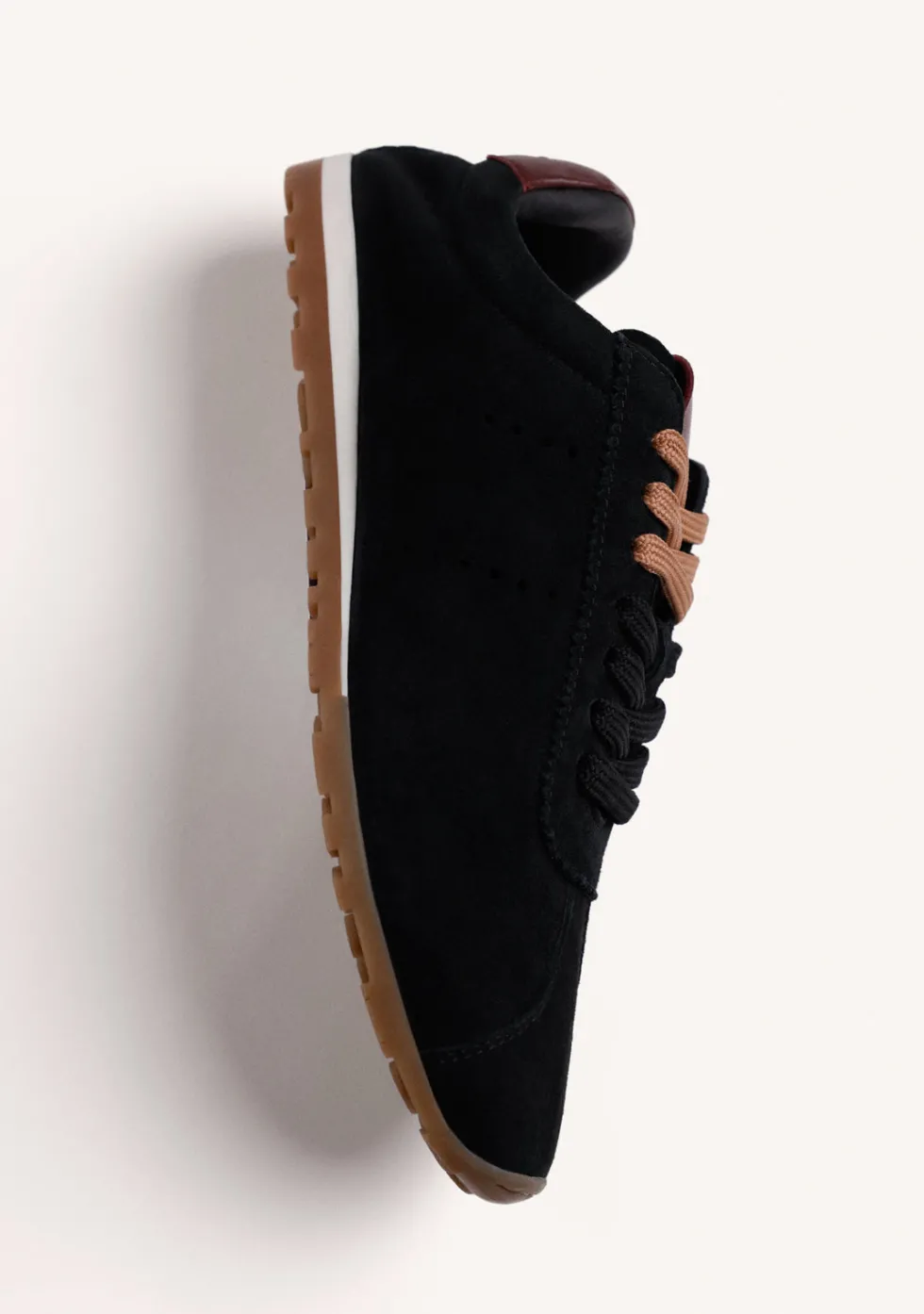 ZAPATILLAS NEGRO PIEL