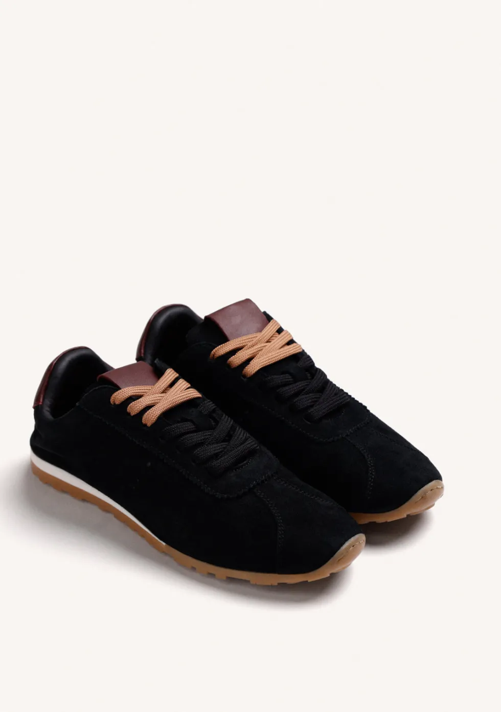 ZAPATILLAS NEGRO PIEL