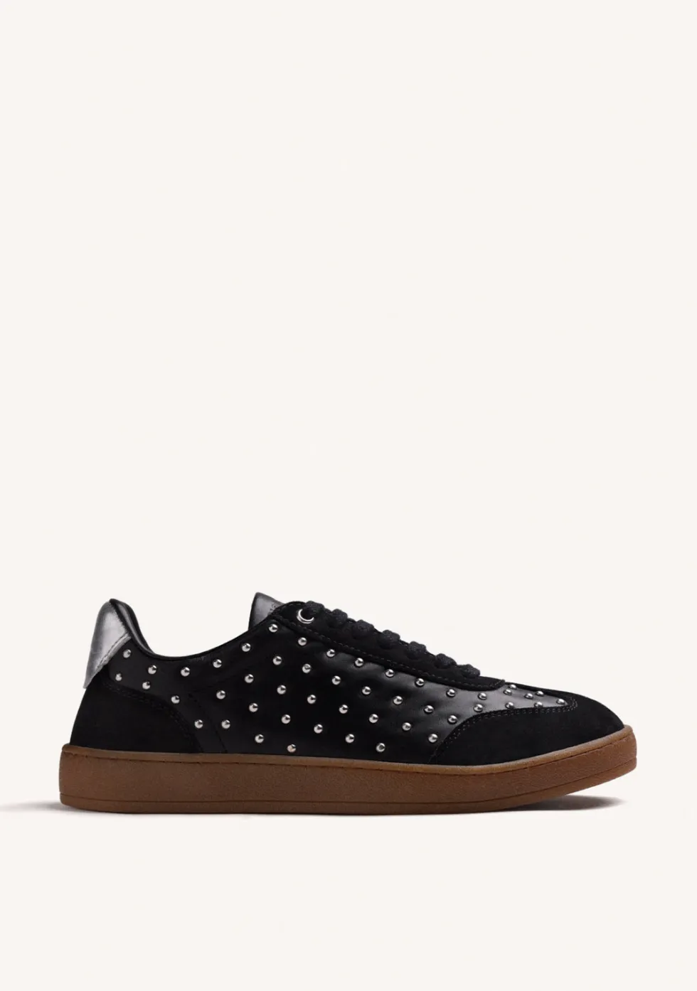 ZAPATILLAS NEGRO PIEL TACHAS