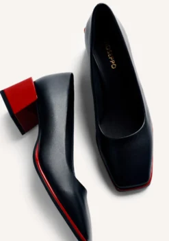 ZAPATOS DE TACÓN ROJO