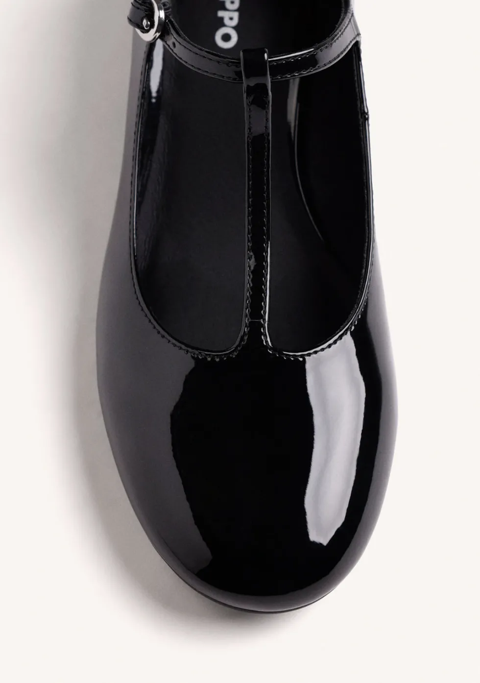 ZAPATOS NEGRO MARY-JANE EFECTO CHAROL