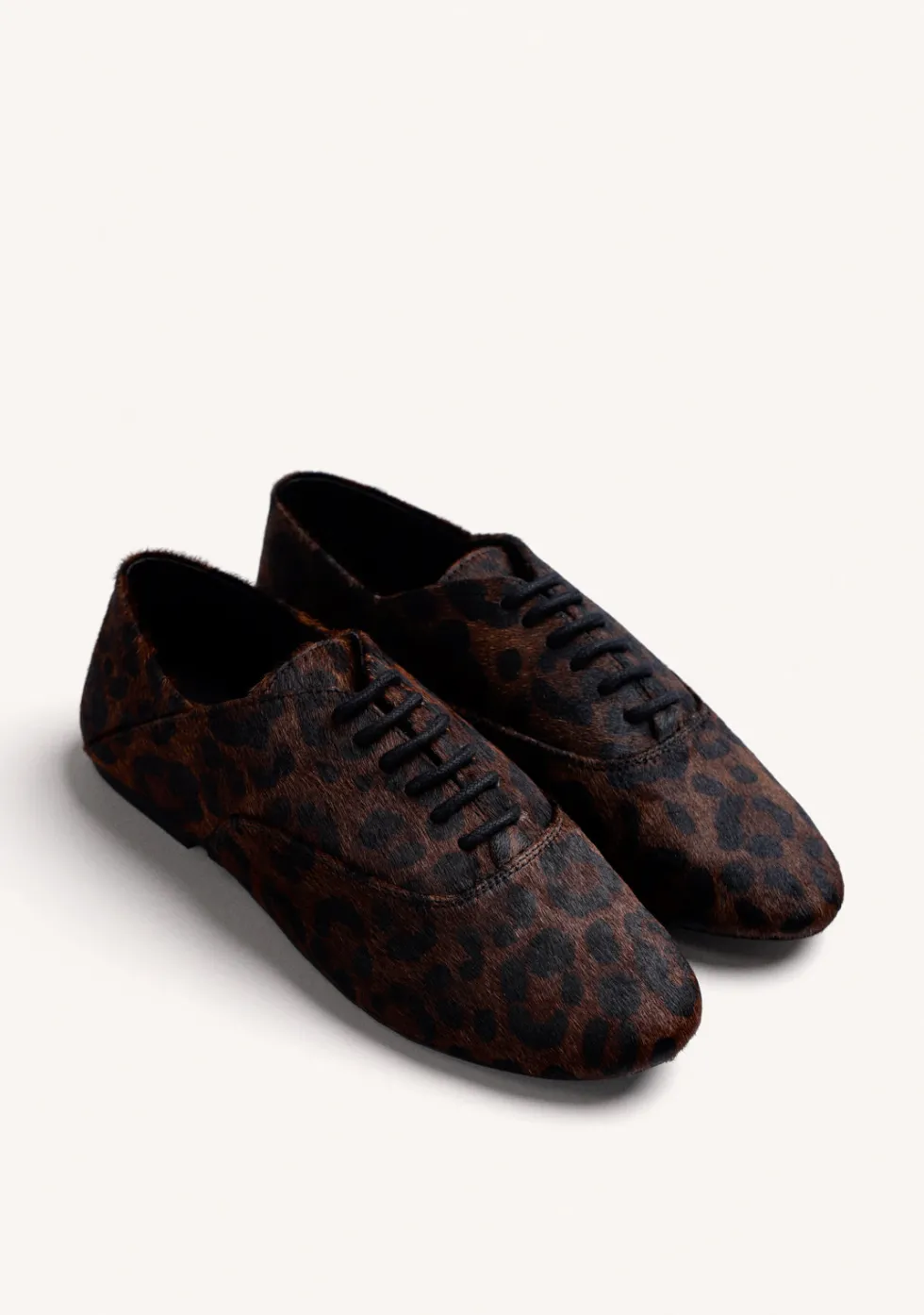 ZAPATOS PLANOS ESTAMPADO ANIMAL PIEL