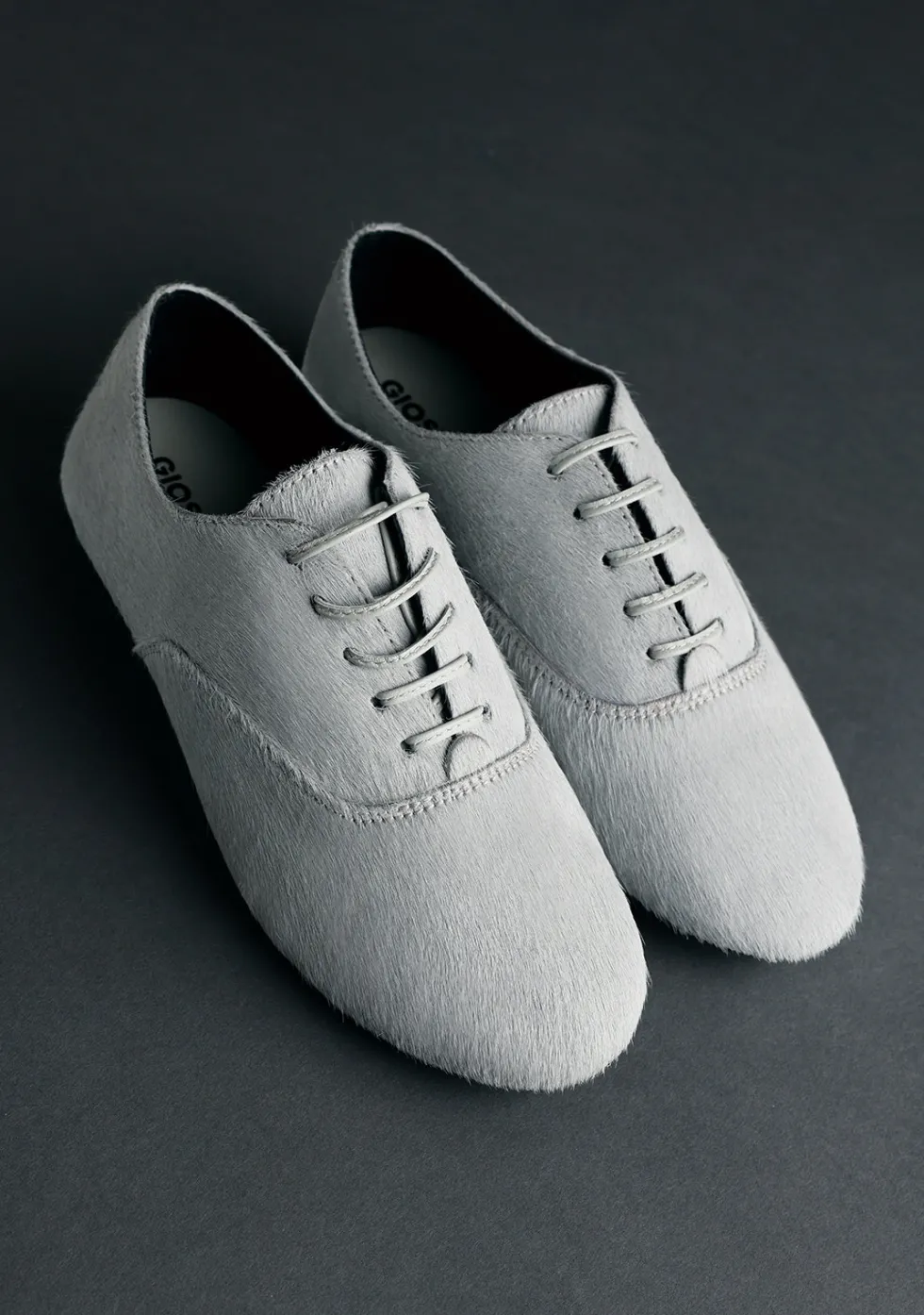ZAPATOS PLANOS PIEL GRIS BY MELYSSA PINTO