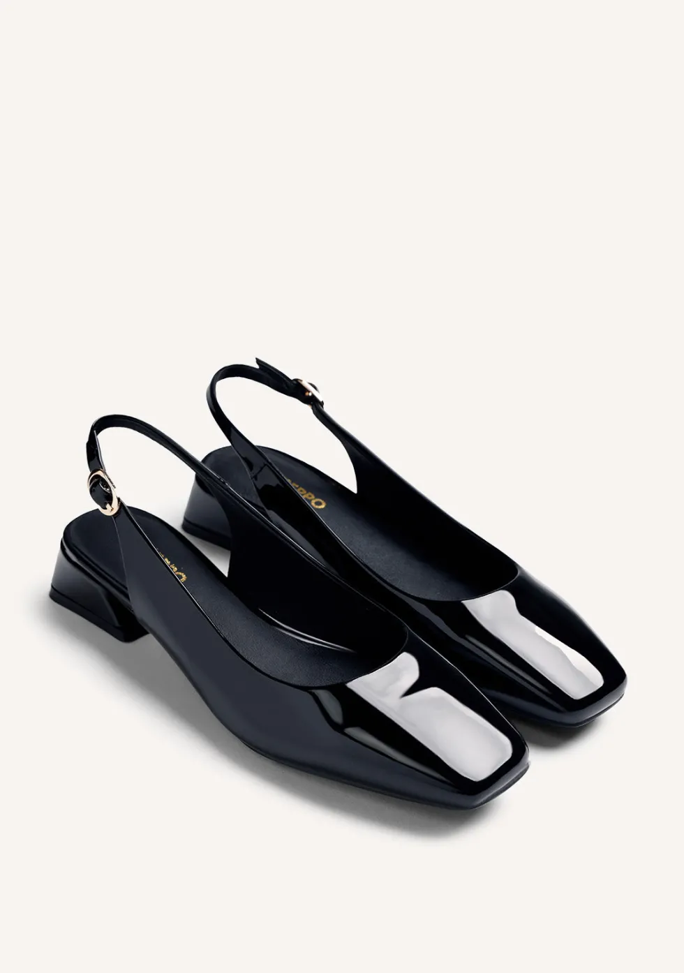 ZAPATOS TACÓN DESTALONADOS NEGRO EFECTO CHAROL