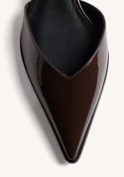 ZAPATOS TACÓN MARRÓN EFECTO CHAROL