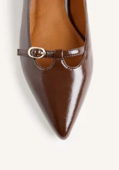 ZAPATOS TACÓN MARRÓN EFECTO CHAROL