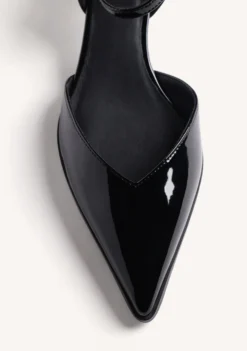ZAPATOS TACÓN NEGRO EFECTO CHAROL