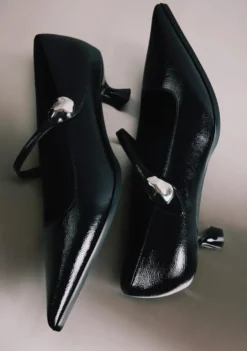 ZAPATOS TACÓN NEGRO JOYA