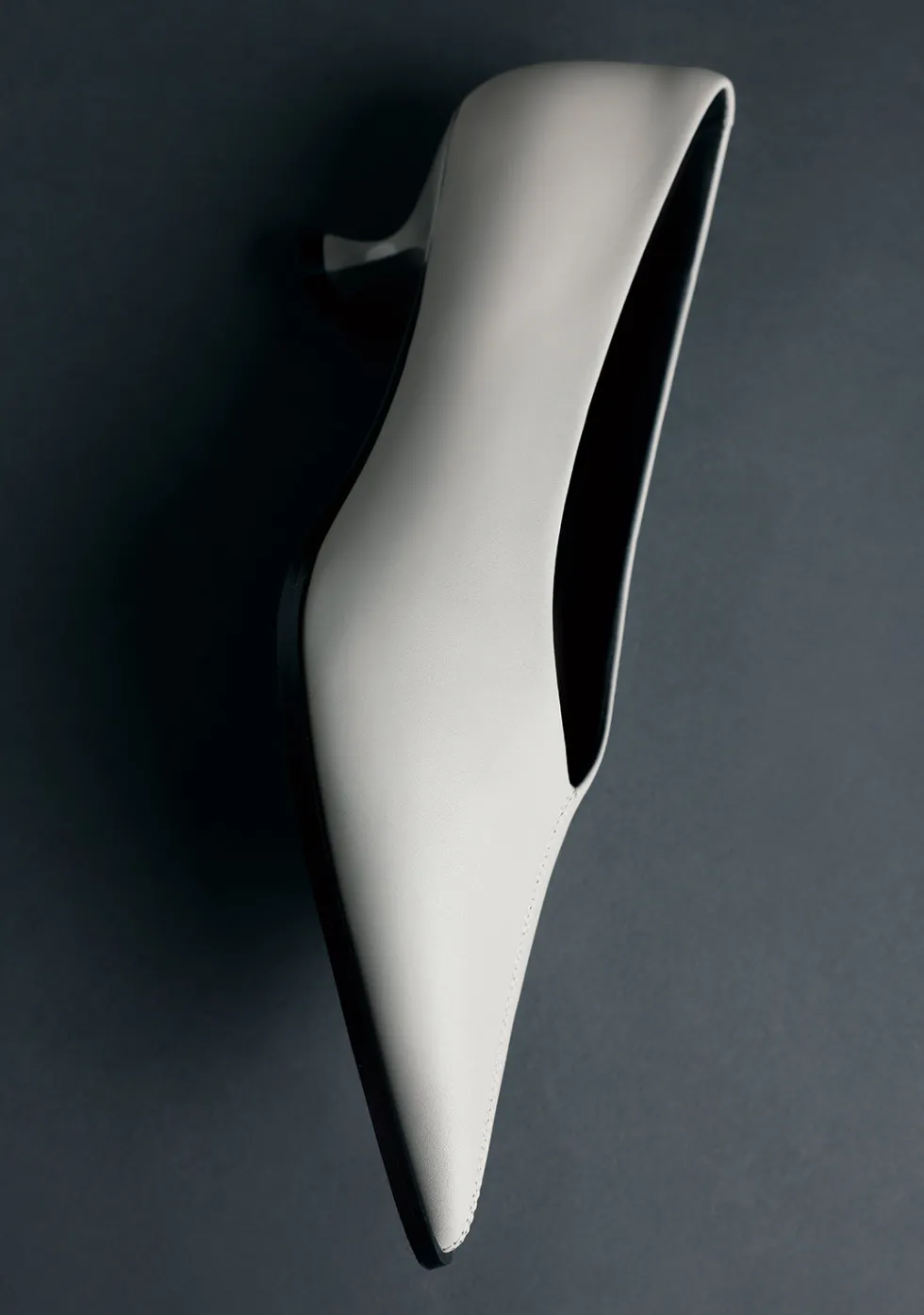 ZAPATOS TACÓN PIEL GRIS BY MELYSSA PINTO
